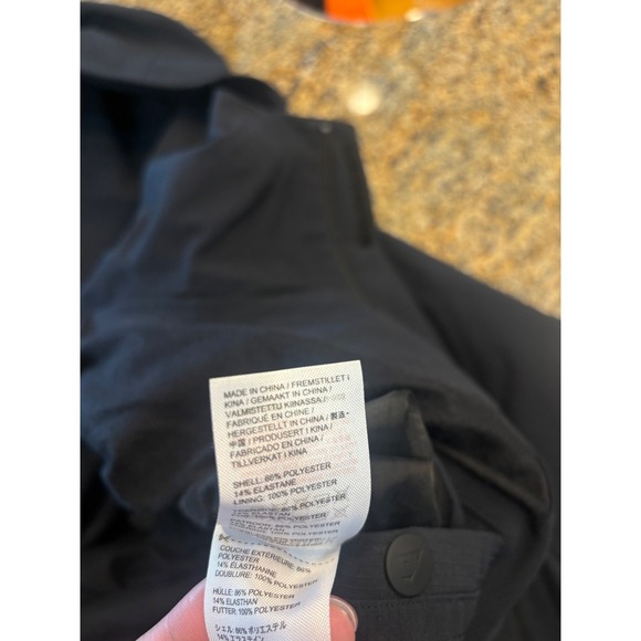 Gymshark Mens Hooded Jacket Black XL Full Zip Athletic Outerwear - Picture 9 of 9